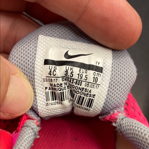 Nike Kids Pink Athletic Shoes Size 4c - Picture 5 of 13